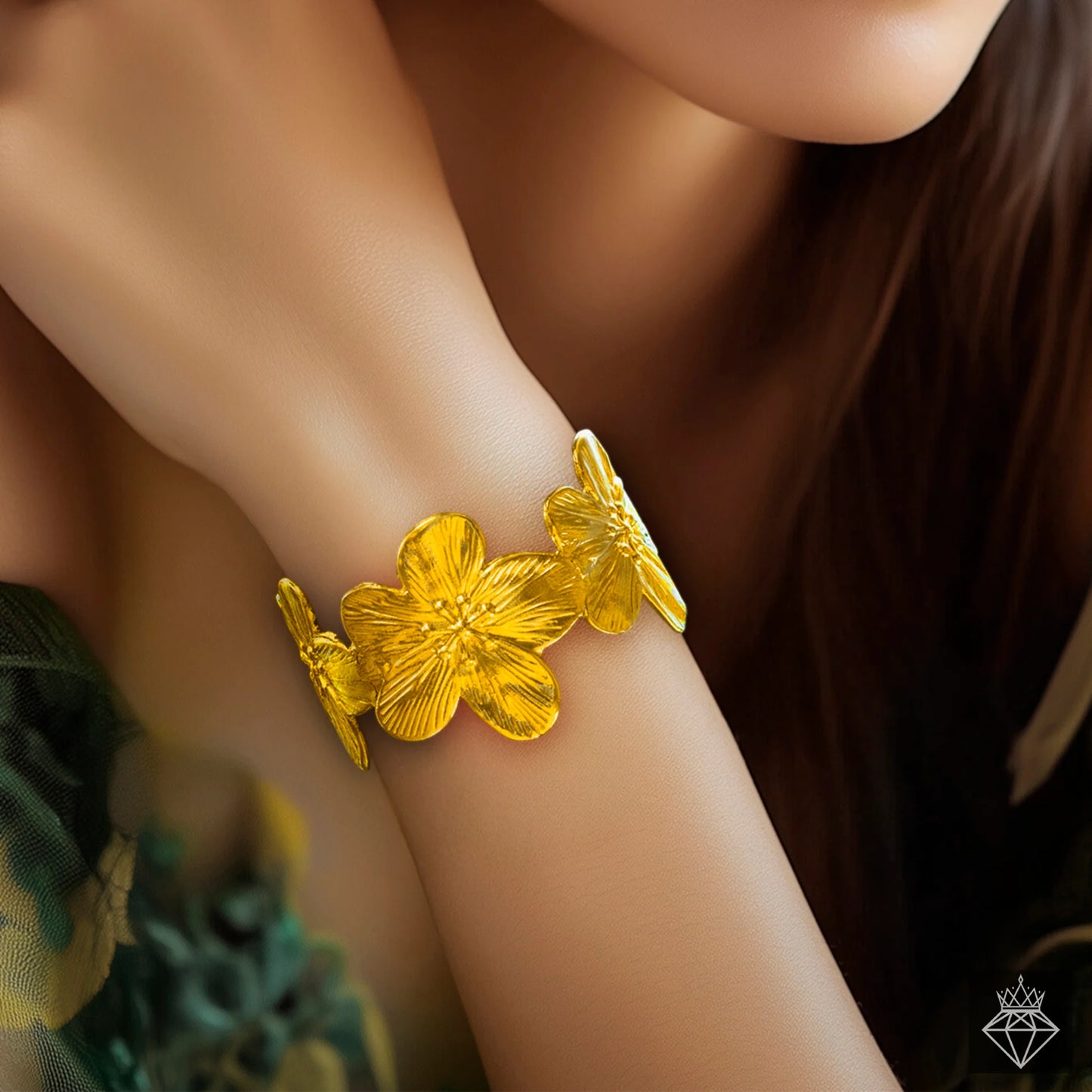 Maison Kystria Anti-Tarnish Golden Flower Bracelet (Adjustable Size)