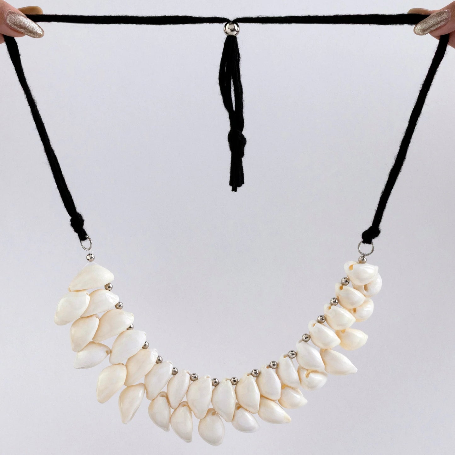 Maison Kystria Chic Dual-Layered Cowrie Shell Collar Necklace