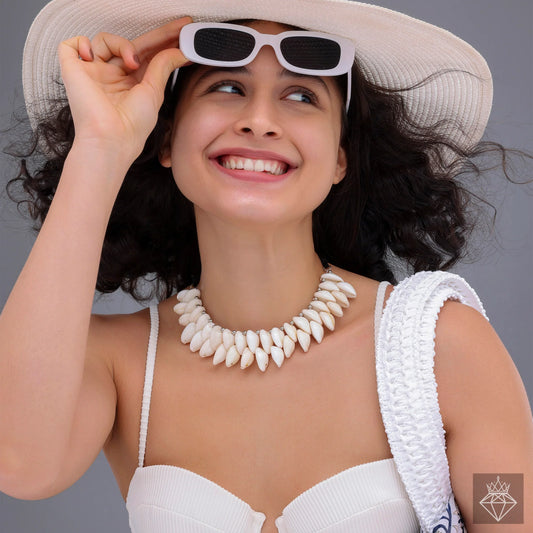 Maison Kystria Chic Dual-Layered Cowrie Shell Collar Necklace